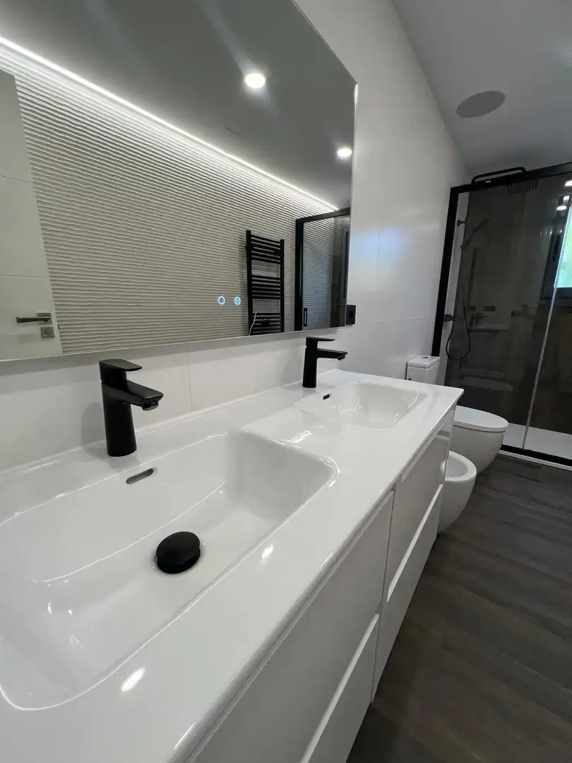 Badezimmer von Haus oder Chalet zum Verkauf in Tordera mit Klimaanlage, Heizung und Abstellraum