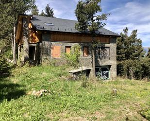 Vista exterior de Casa o xalet en venda en Alp