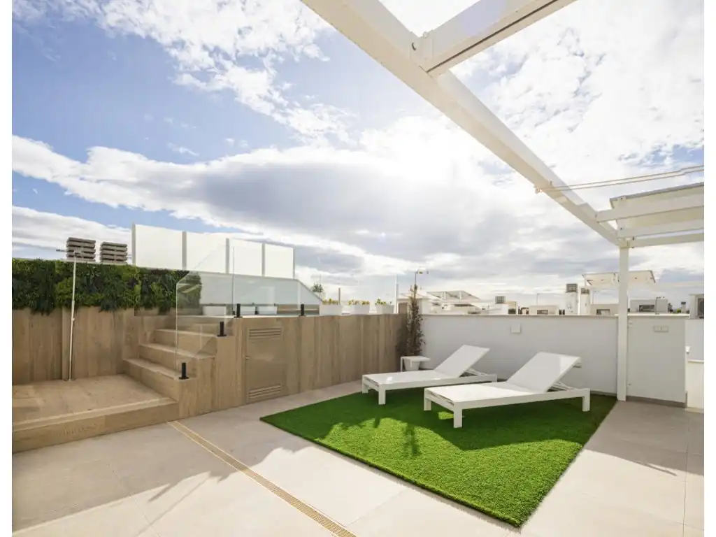 Terraza de Casa o chalet en venta en Pilar de la Horadada con Aire acondicionado, Jardín privado y Piscina