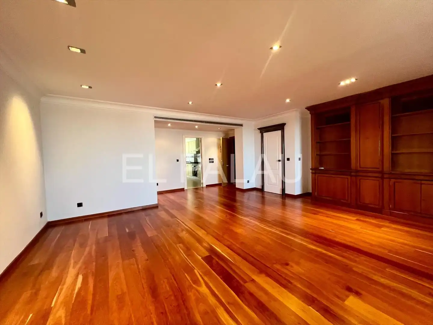 Sala de estar de Piso de alquiler en Valencia con Aire acondicionado, Calefacción y Parquet