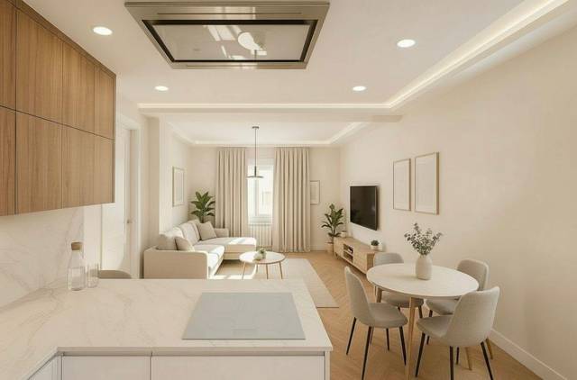 Piso en Venta en Calle FERNAN GONZALEZ en Ibiza de Madrid