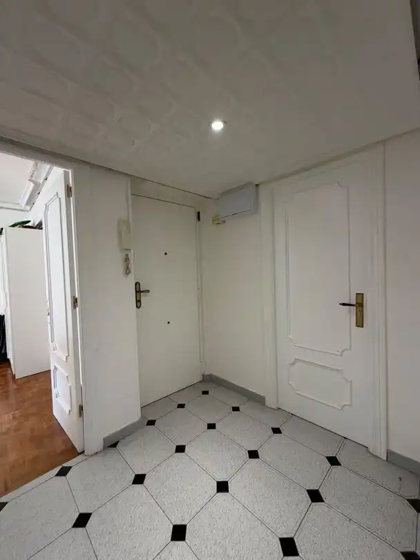 Piso en venta en Langreo con Calefacción