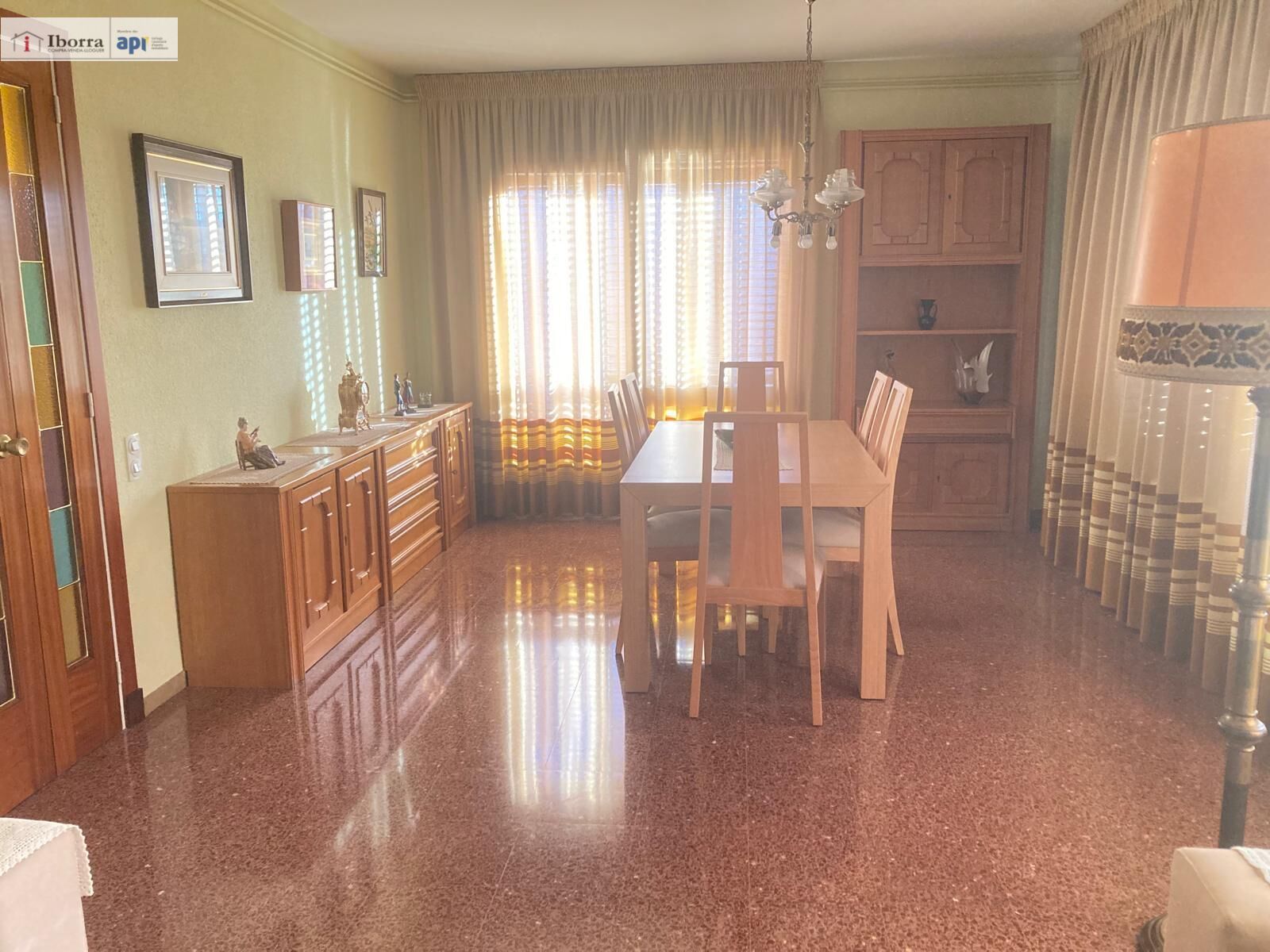 Menjador de Edifici en venda en Tordera