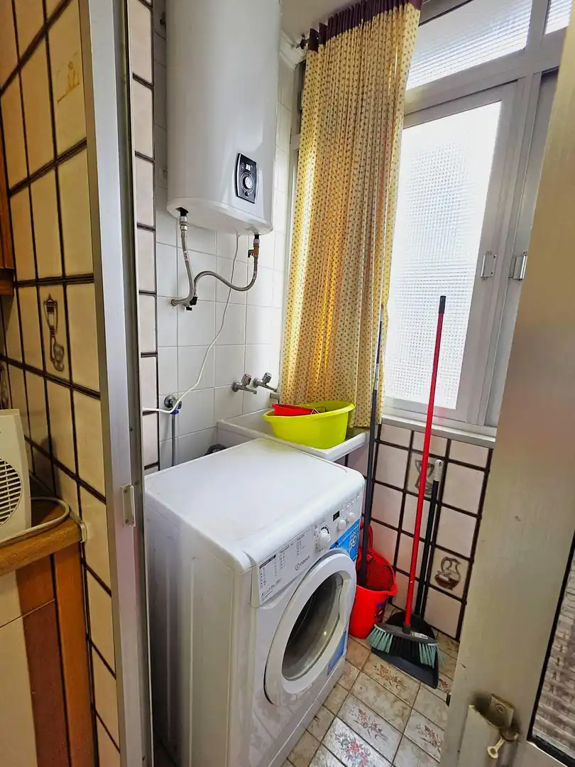 Baño de Piso de alquiler en Sevilla con Amueblado