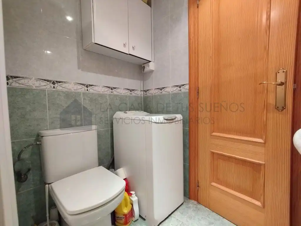 Badezimmer von Wohnungen zum Verkauf in Elche / Elx