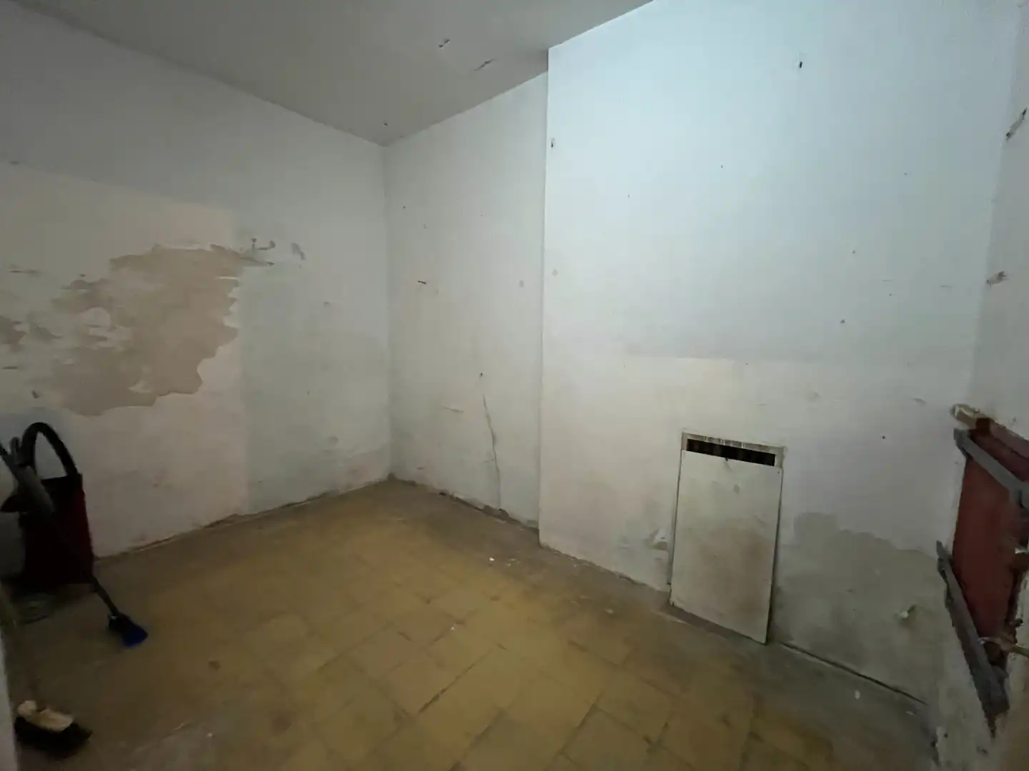Ground floor for sale in Barcelona  with Alarm