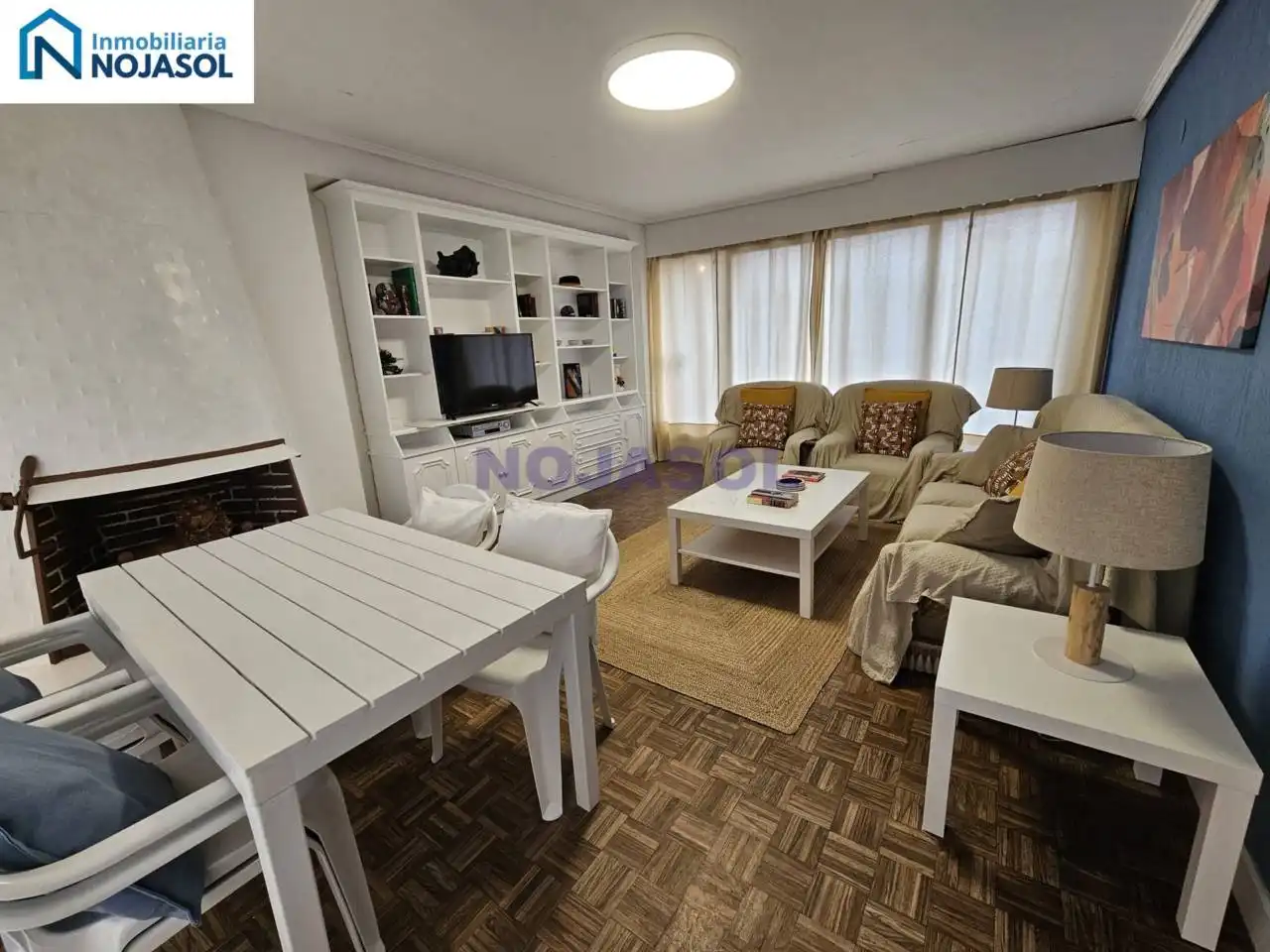 Sala de estar de Apartamento en venta en Laredo con Calefacción, Parquet y Terraza