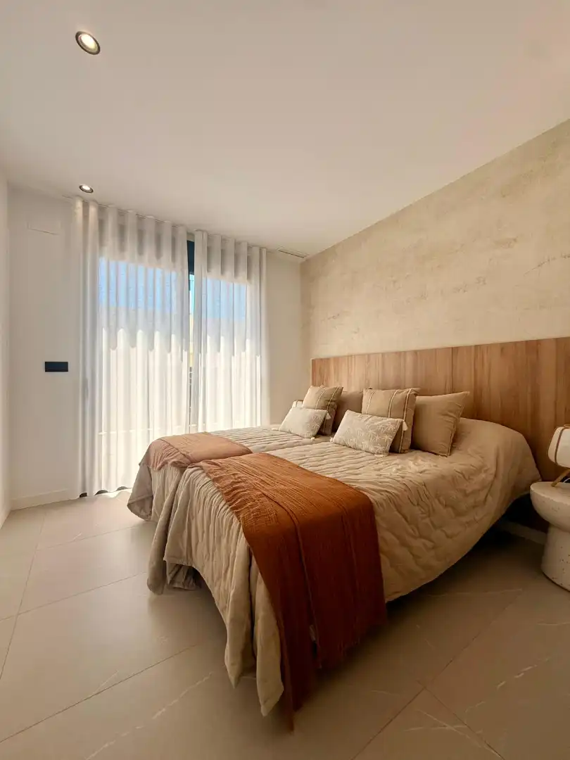 Casa o xalet en venda a Calle Torrevieja, San Agustín
