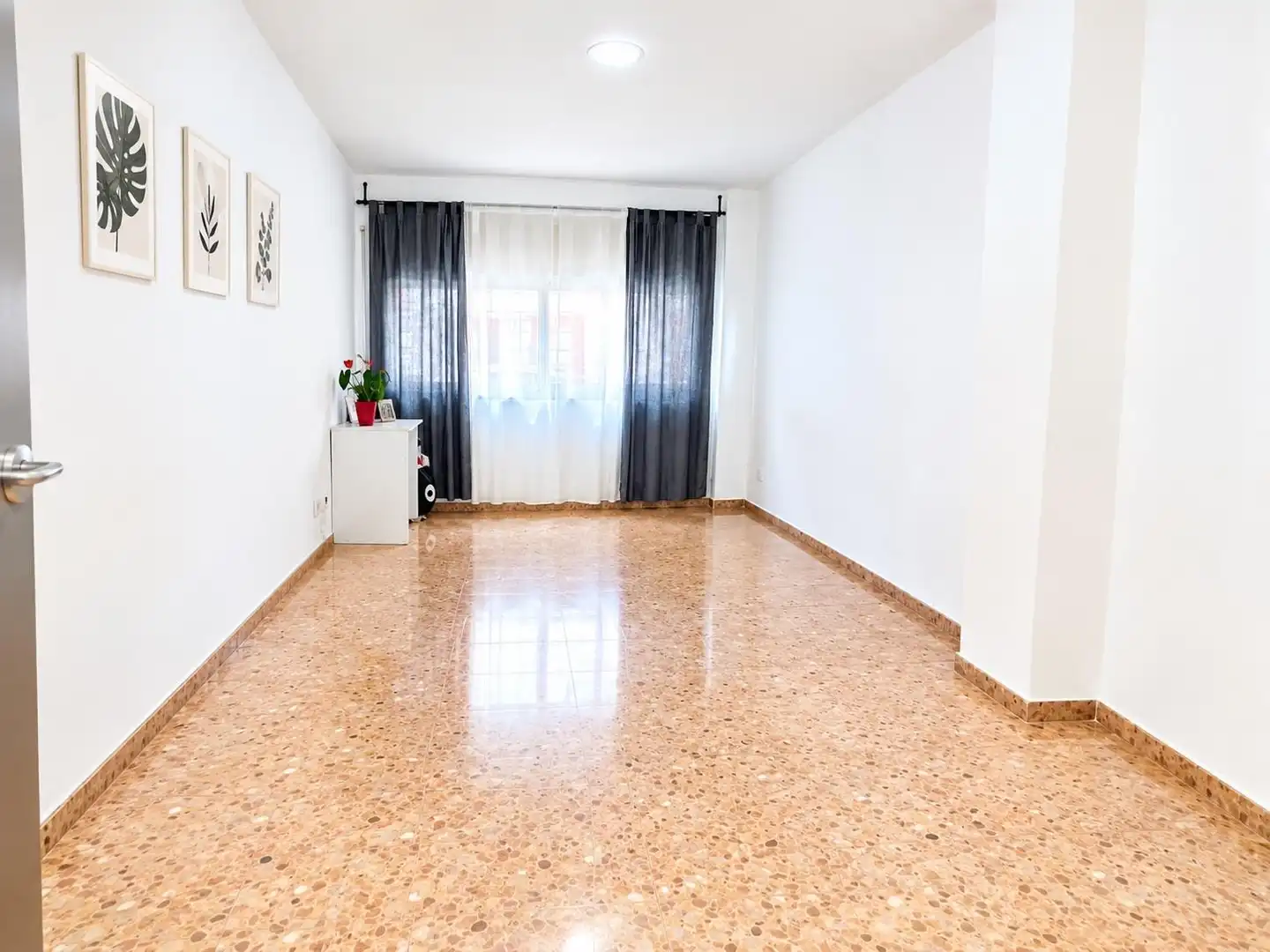 Erdgeschosswohnung mit Aufzug zum Verkauf in Centre - Sant Oleguer, imagen 3