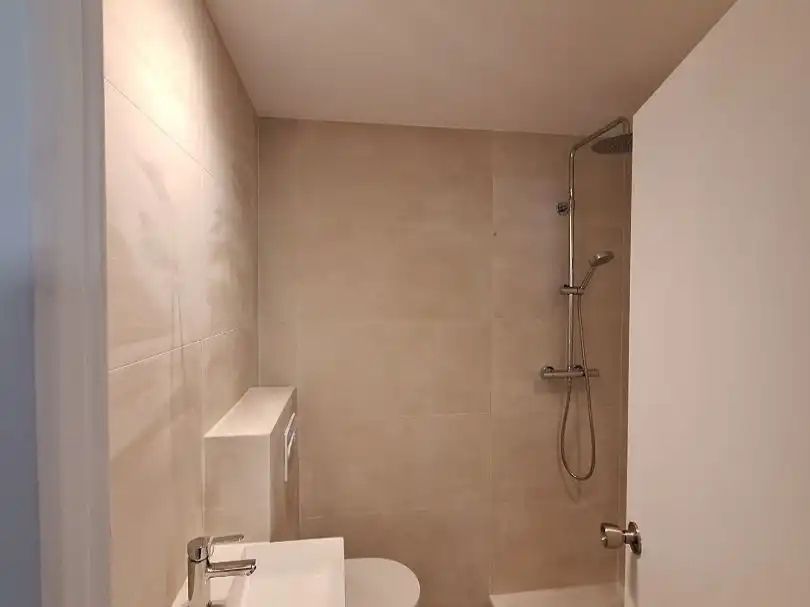 Bathroom of Flat for sale in  Barcelona Capital  with Air Conditioner, Terrace and Balcony