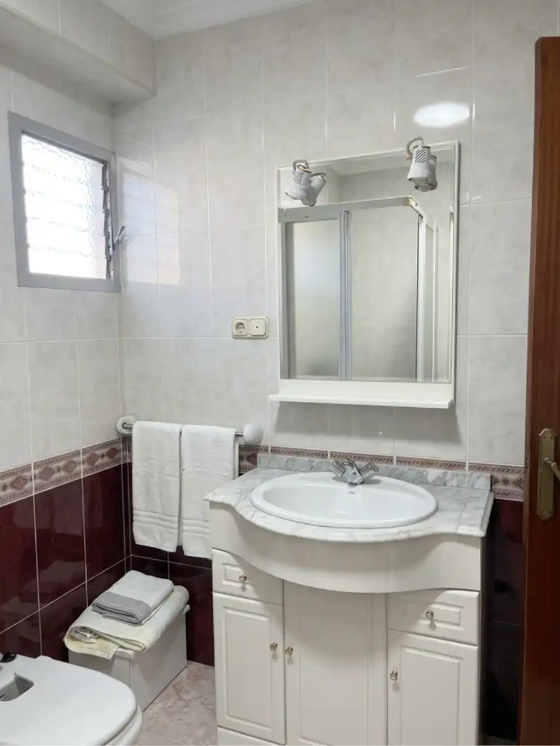 Baño de Piso en venta en Málaga con Aire acondicionado y Amueblado