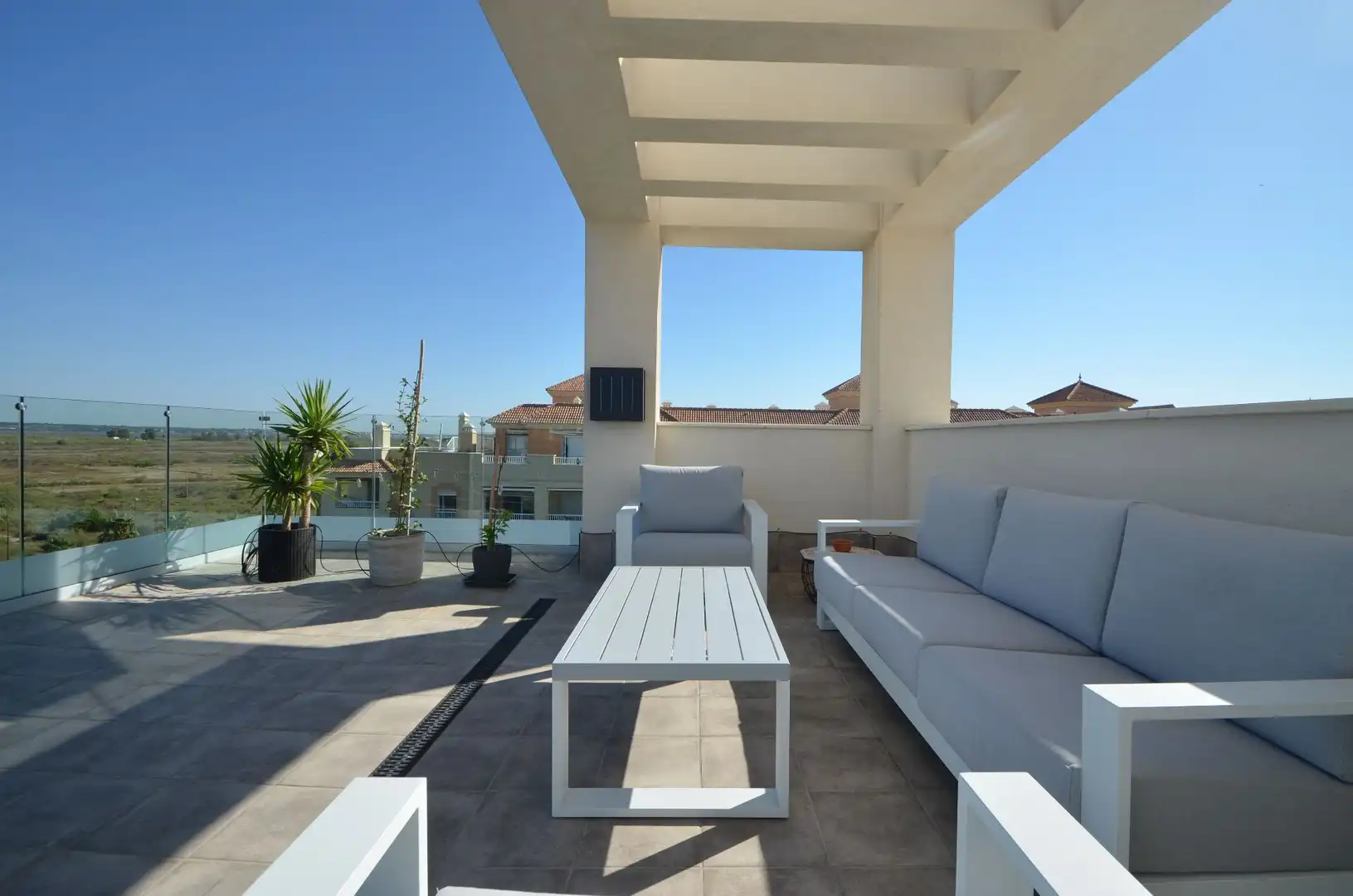 Penthouse with pool for sale in Isla Canela, imagen 8