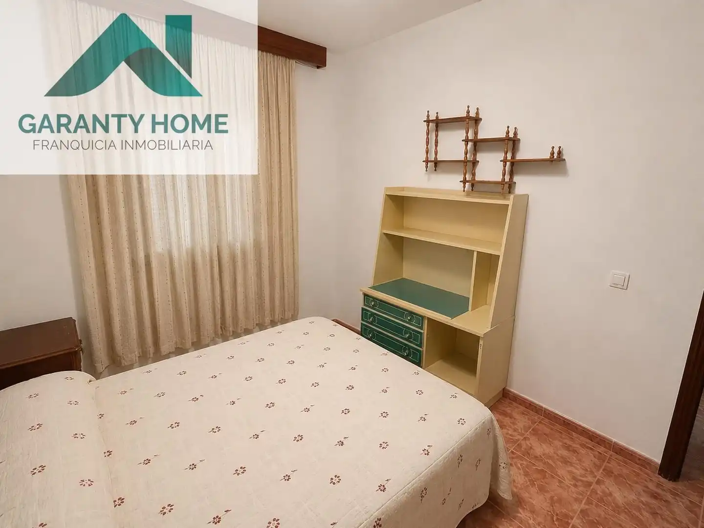 Habitación de Casa o chalet en venta en Martos con Jardín privado, Trastero y Piscina