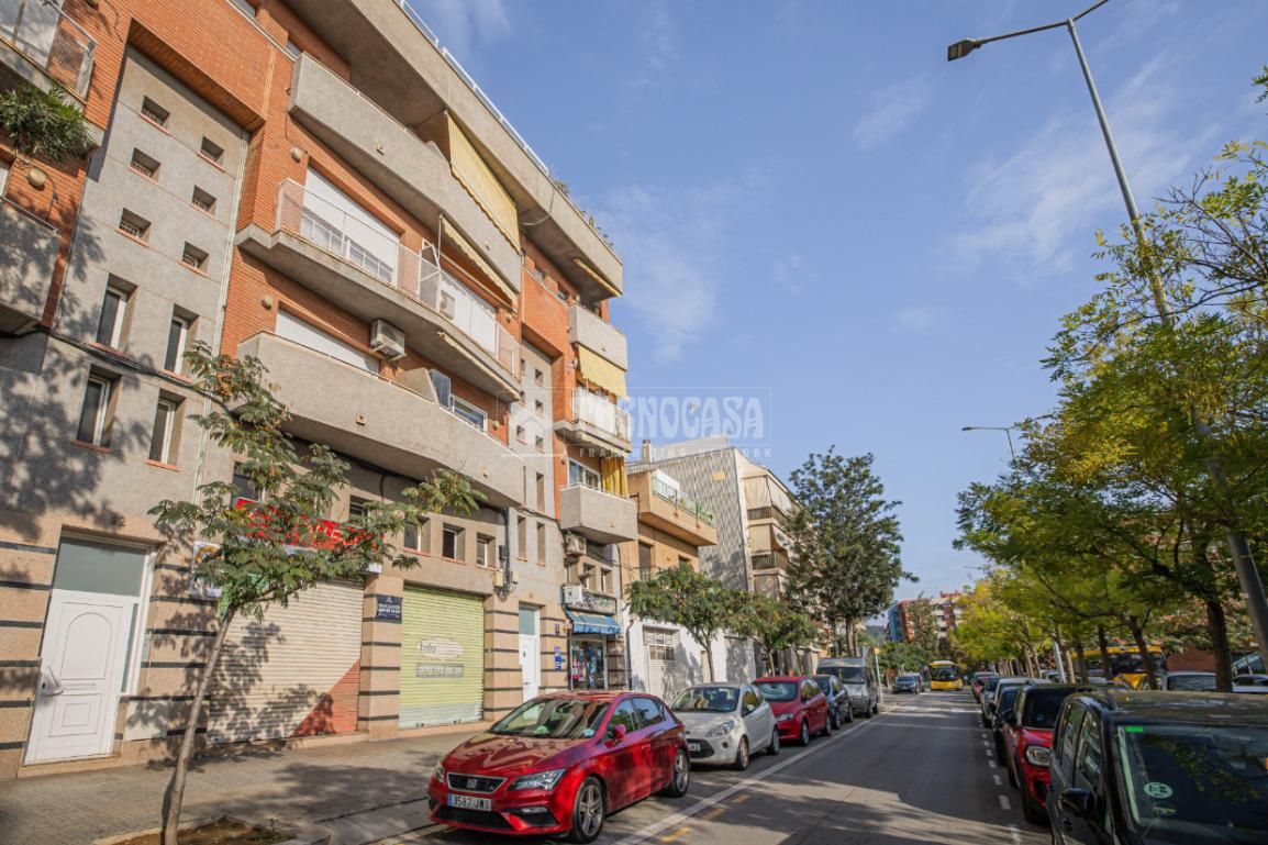 Local de alquiler en La Roureda