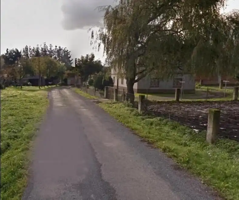 Casa rústica amb jardí en venda a Begonte