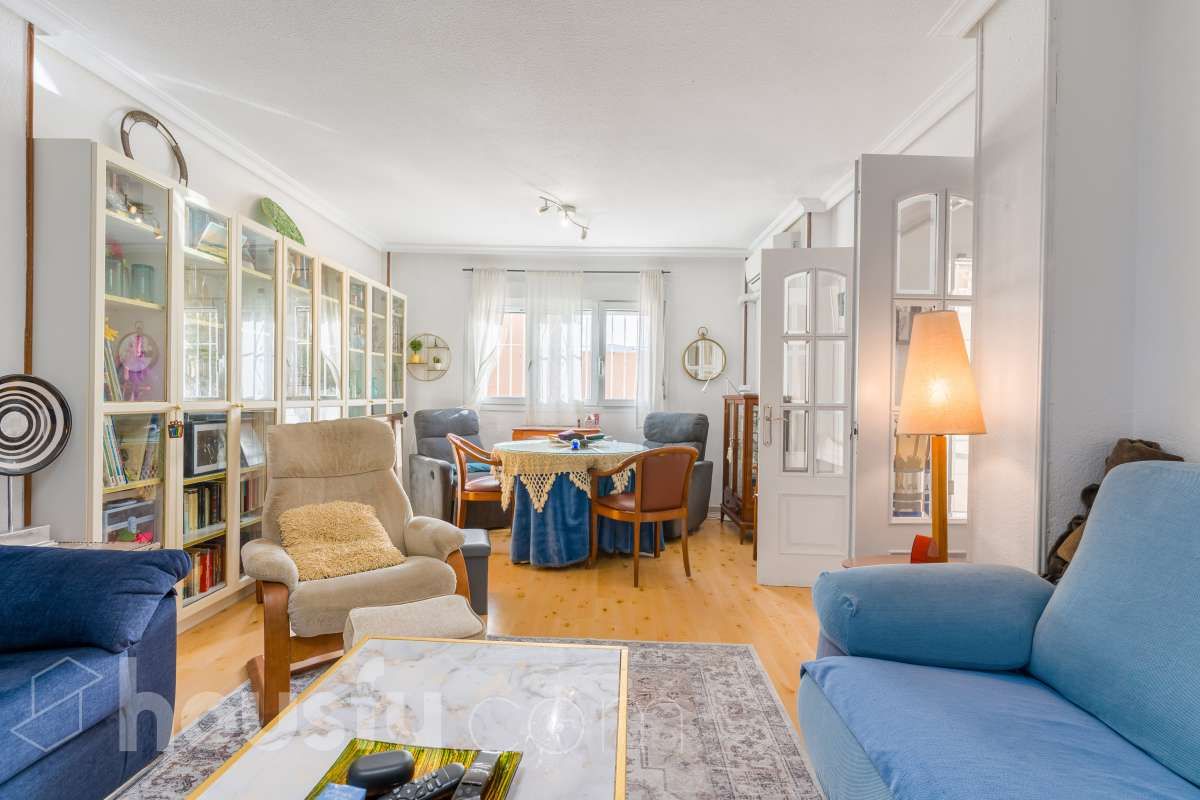 Sala d'estar de Casa o xalet en venda en  Almería Capital amb Jardí privat i Terrassa