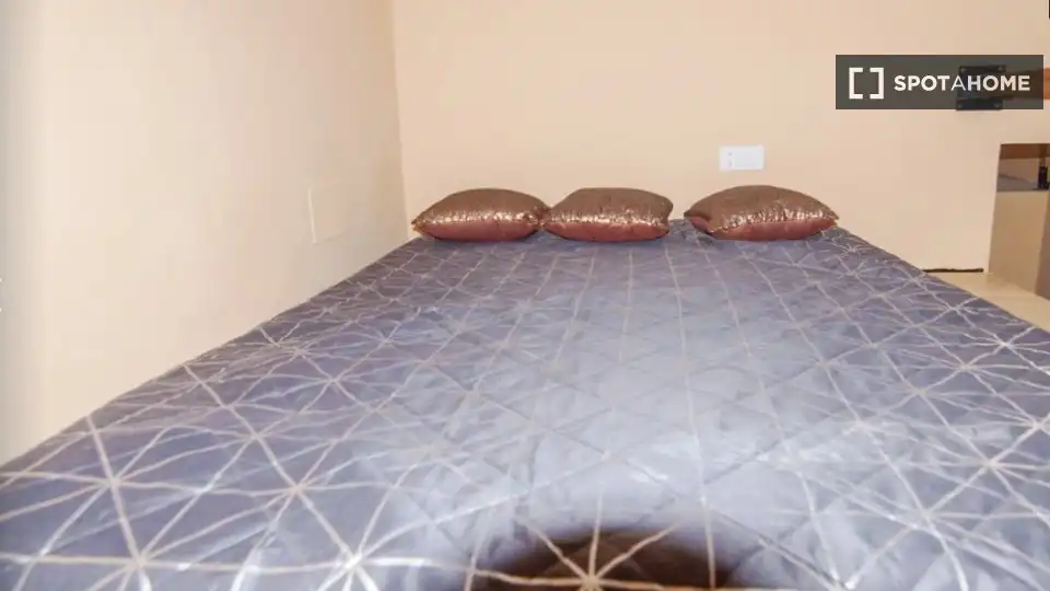 Room in Guindalera