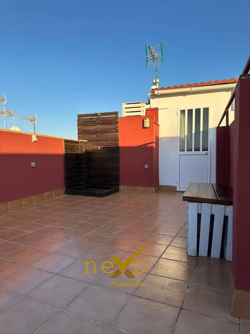 Terrassa de Dúplex en venda en Carmona amb Aire condicionat, Calefacció i Terrassa