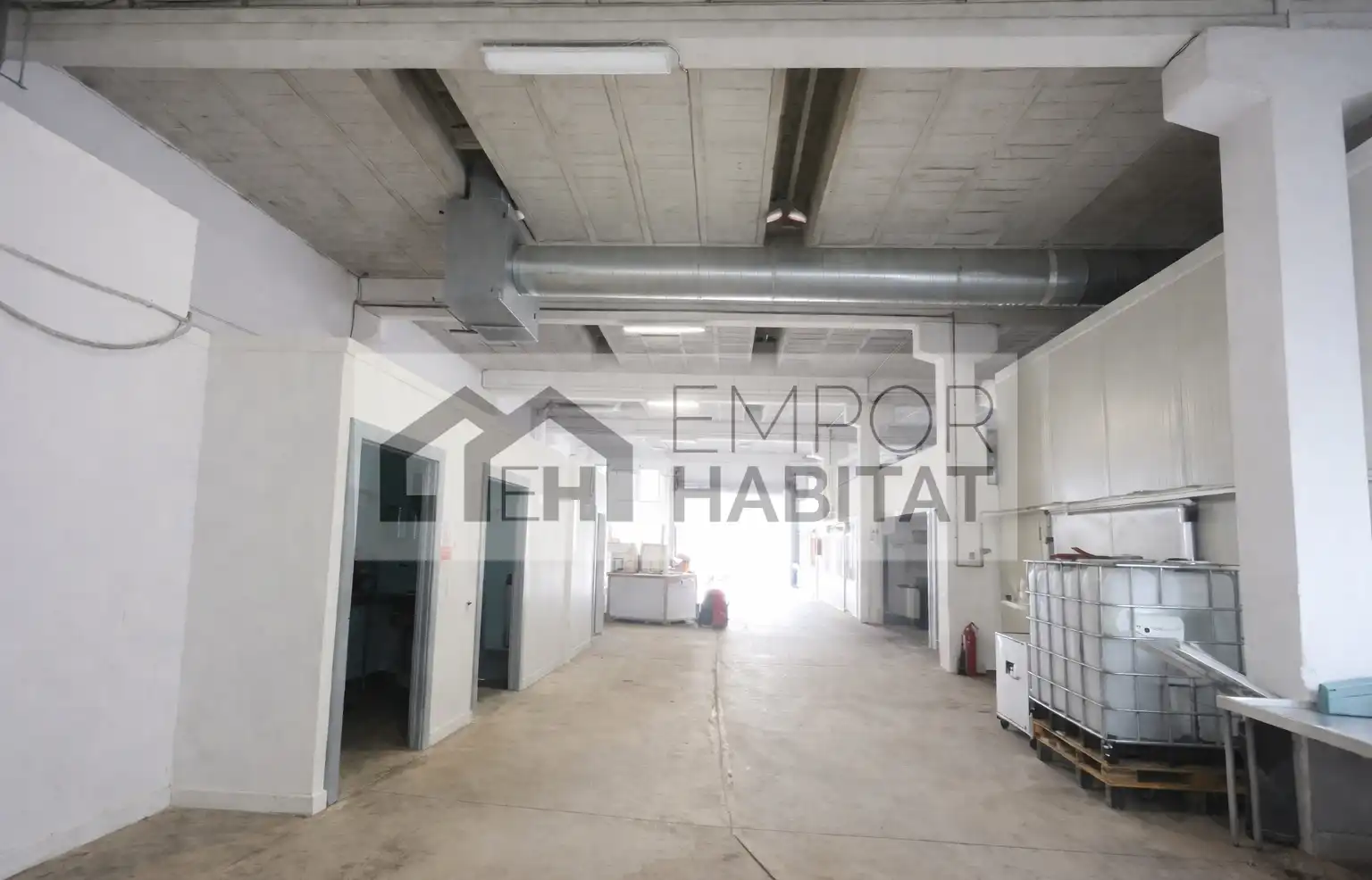 Local comercial en venta en Carboneres - La Farella, imagen 2