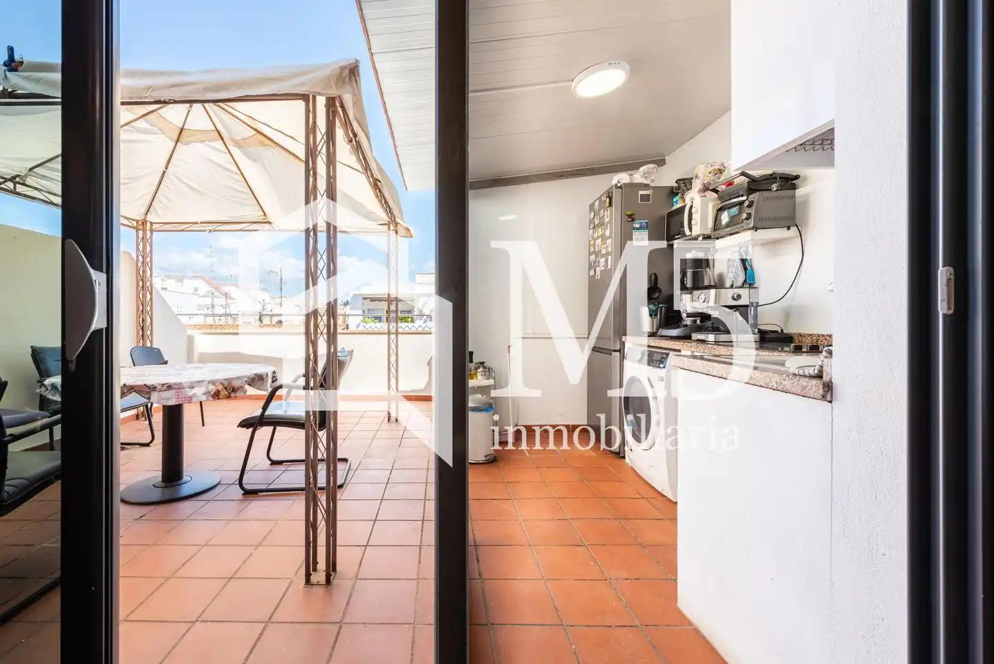 Terraza de Local en venta en Vélez-Málaga con Amueblado