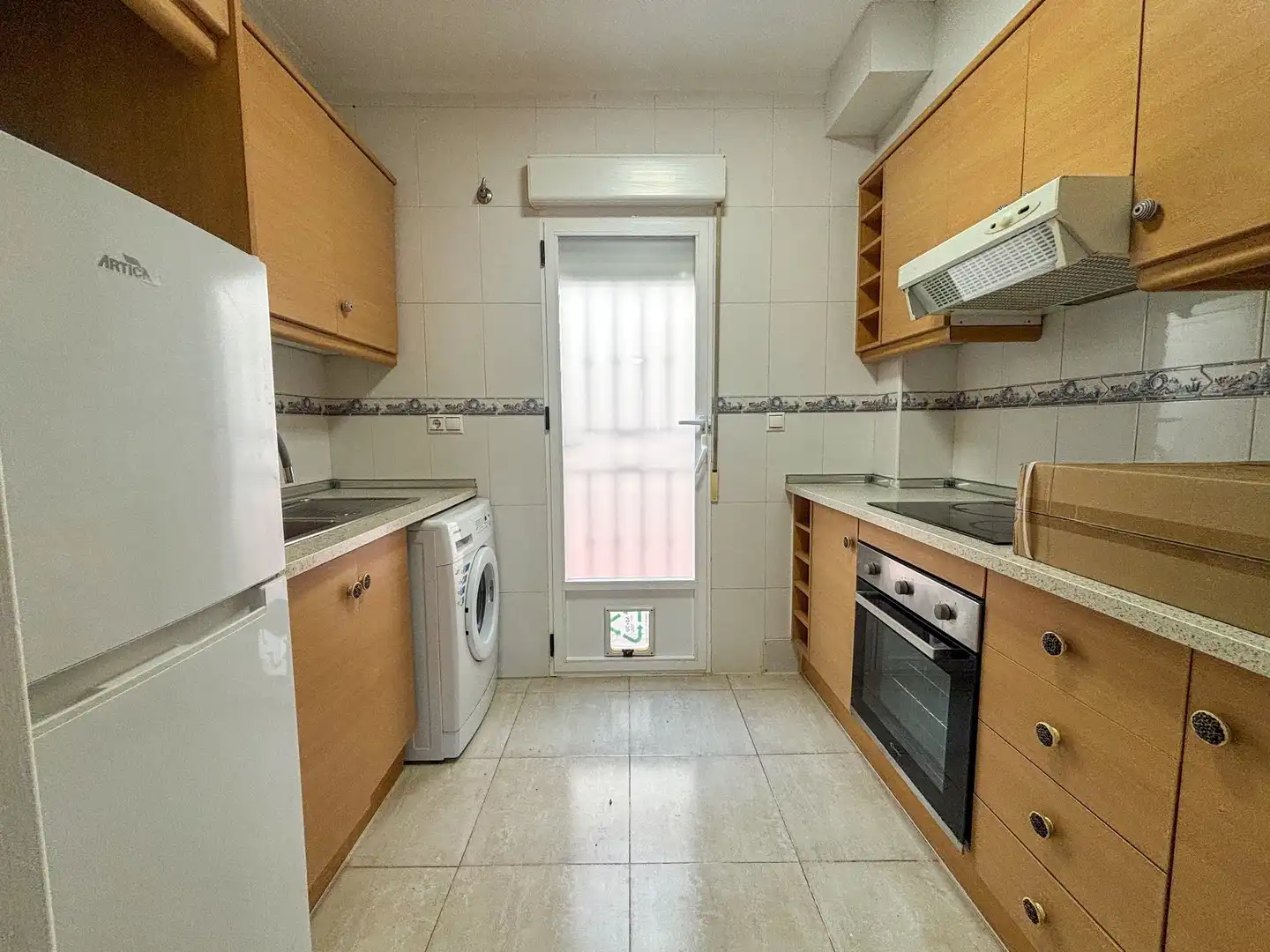 Cuina de Pis de lloguer en Orihuela amb Aire condicionat, Calefacció i Terrassa