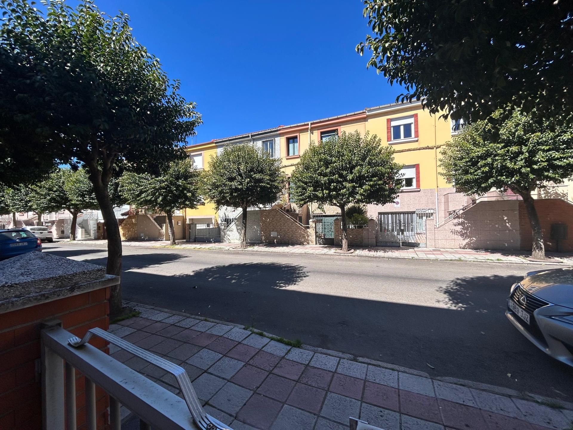 Single-family semi-detached for sale in El Ejido - Santa Ana