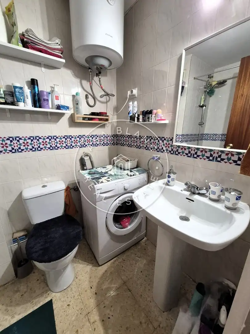 Baño de Apartamento en venta en Lloret de Mar con Amueblado y Piscina comunitaria