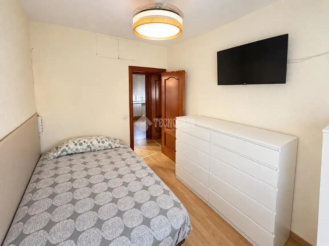 Bedroom of Flat for sale in Leganés