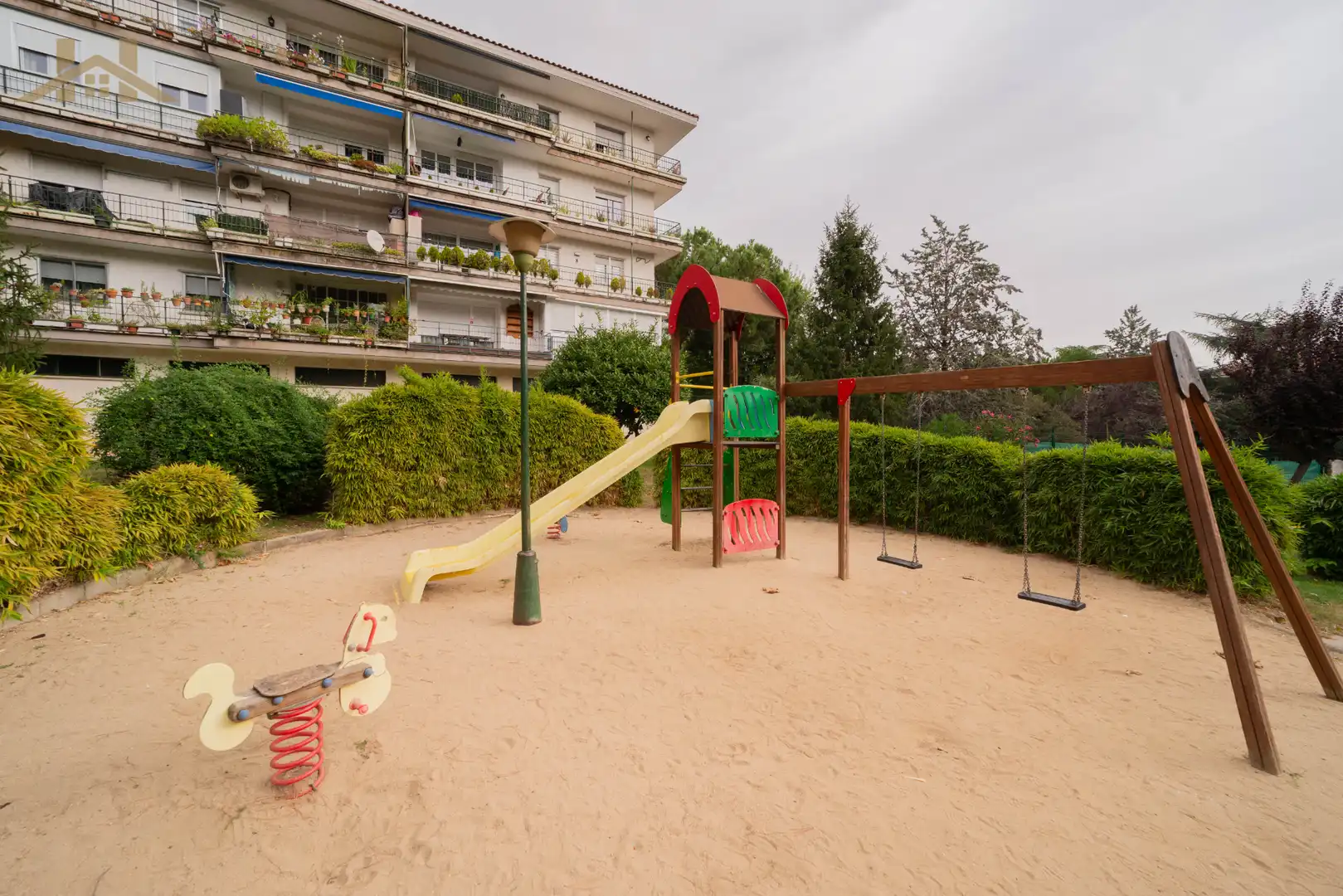 Parking de Piso en venta en Collado Villalba con Calefacción y Piscina comunitaria