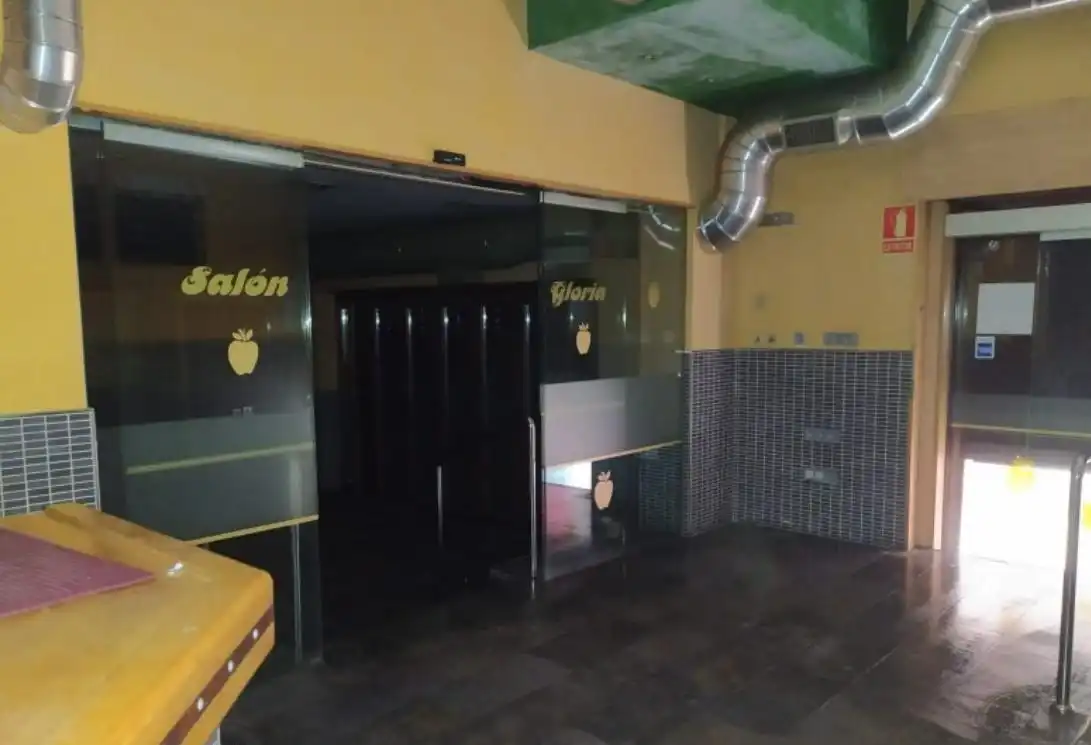 Local en venda en Oviedo 