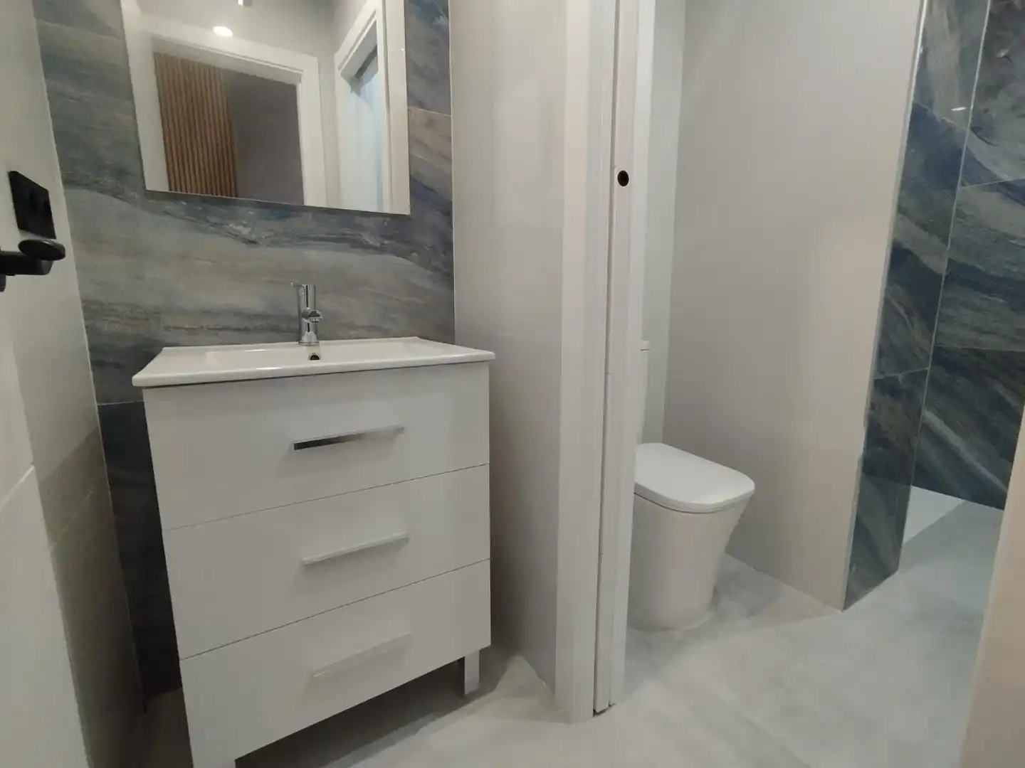 Badezimmer von Loft zum Verkauf in Córdoba mit Heizung und Möbliert