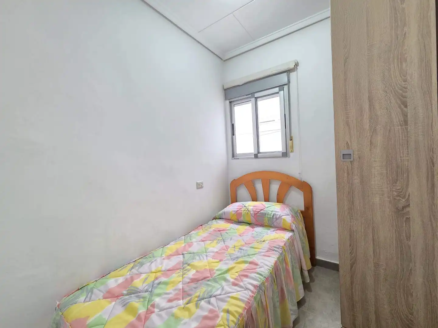 Habitación de Apartamento en venta en Bellreguard con Terraza, Amueblado y Balcón
