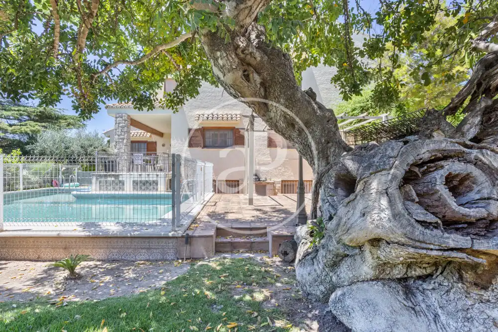 Vista exterior de Casa o chalet en venta en Paterna con Aire acondicionado, Calefacción y Jardín privado
