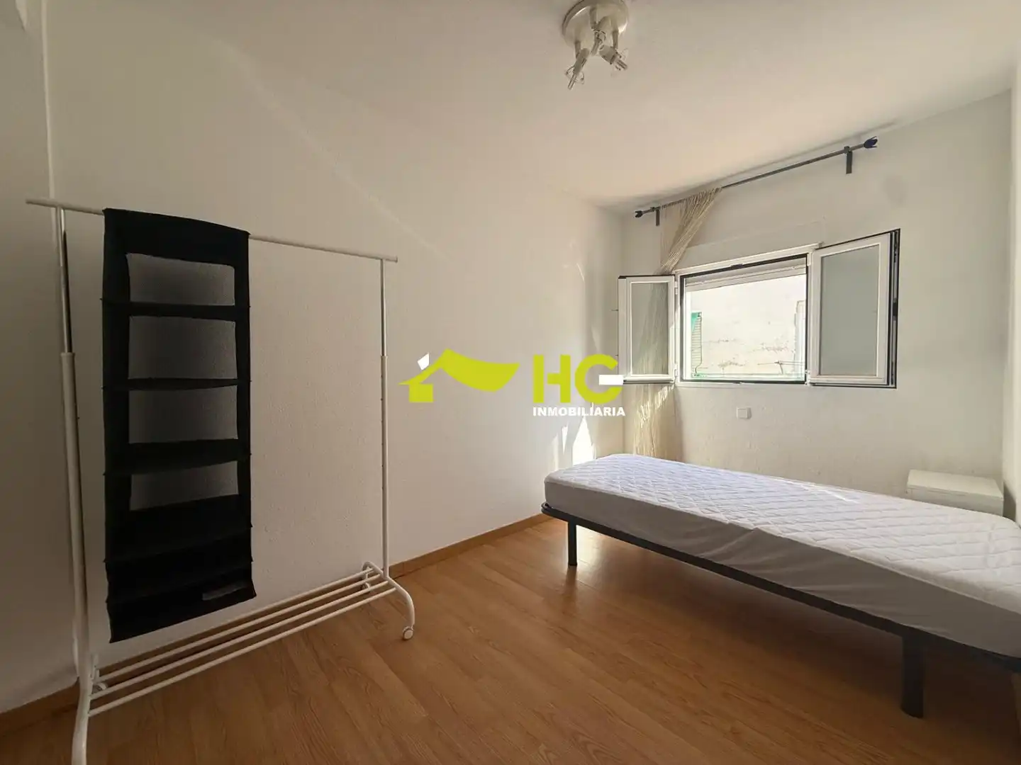 Bedroom of Flat for rent in Villaviciosa de Odón  with Air Conditioner, Heating and Furnished