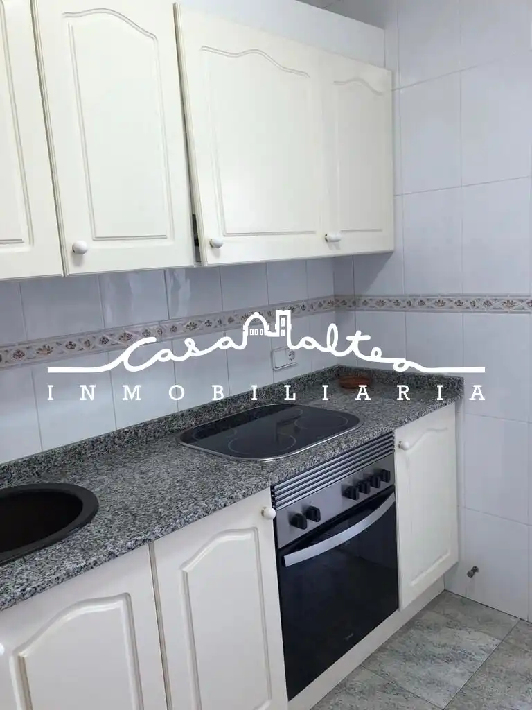 Mini appartamento con terrazza in affitto a Calle Clot de Mingot, imagen 10