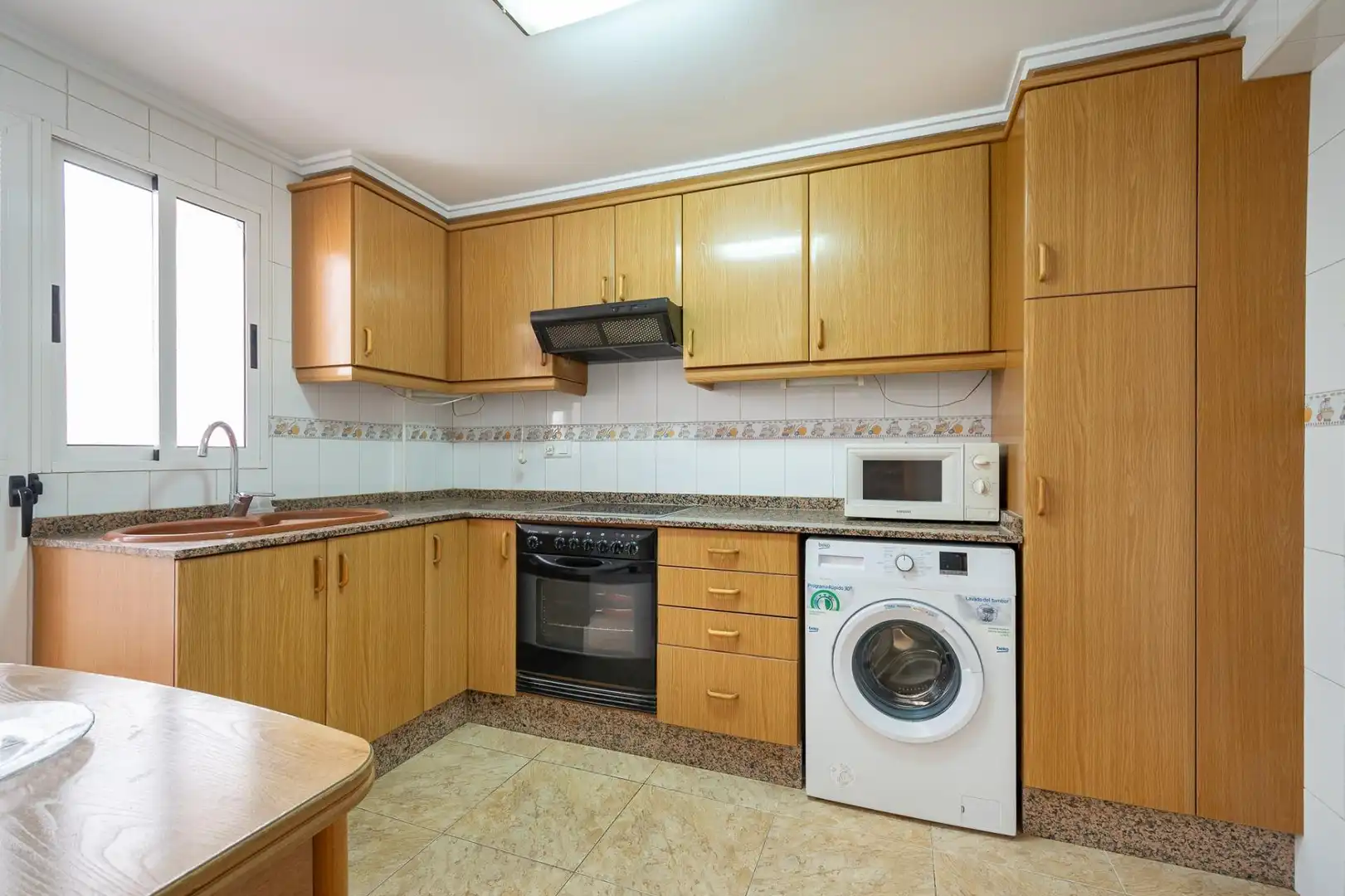 Küche von Wohnung zum Verkauf in Valencia