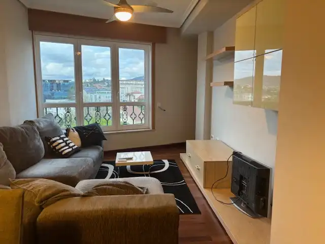 Sala de estar de Dúplex en venta en Narón con Calefacción, Parquet y Amueblado