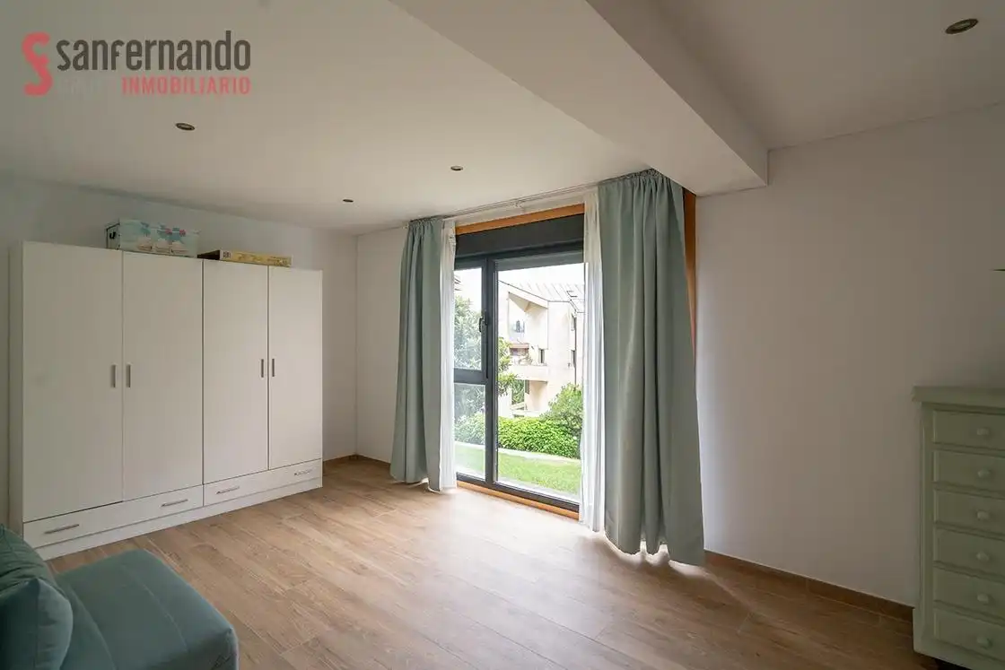 Dormitori de Planta baixa en venda en Santander amb Calefacció