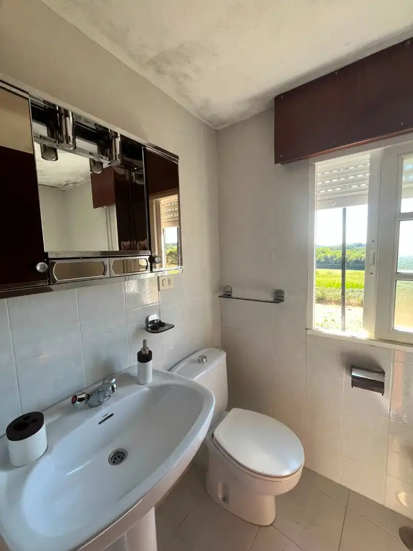 Bathroom of Houses for sale in Vilasantar  with Private garden, Parquet flooring and Furnished