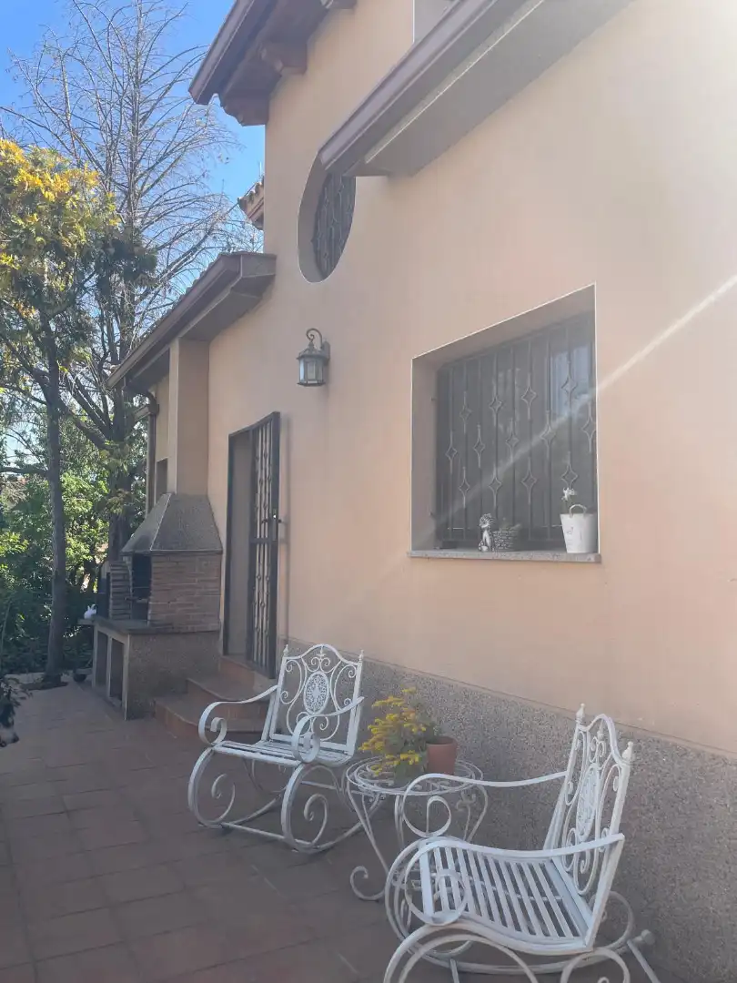 Chalet con piscina en venta en Carrer Catalunya, imagen 9
