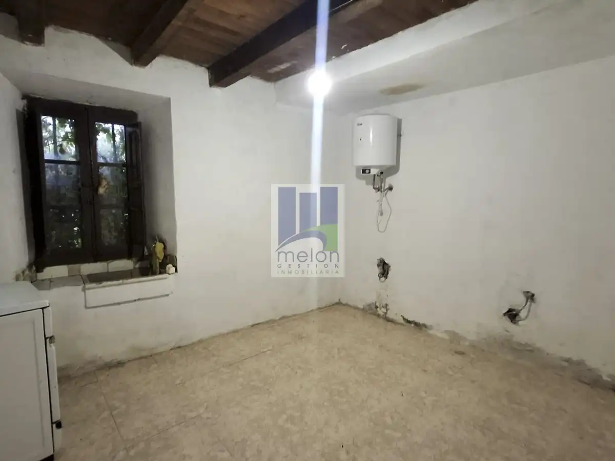 Houses for sale in Sasamón  with Storage room