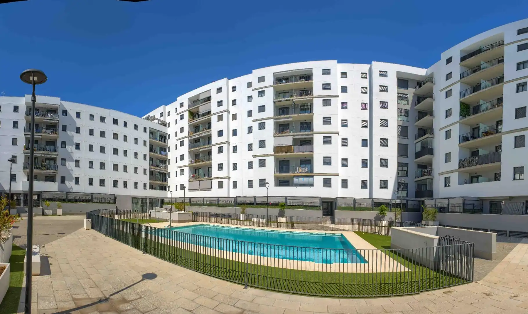 Vista exterior de Piso en venta en Sevilla con Aire acondicionado y Terraza