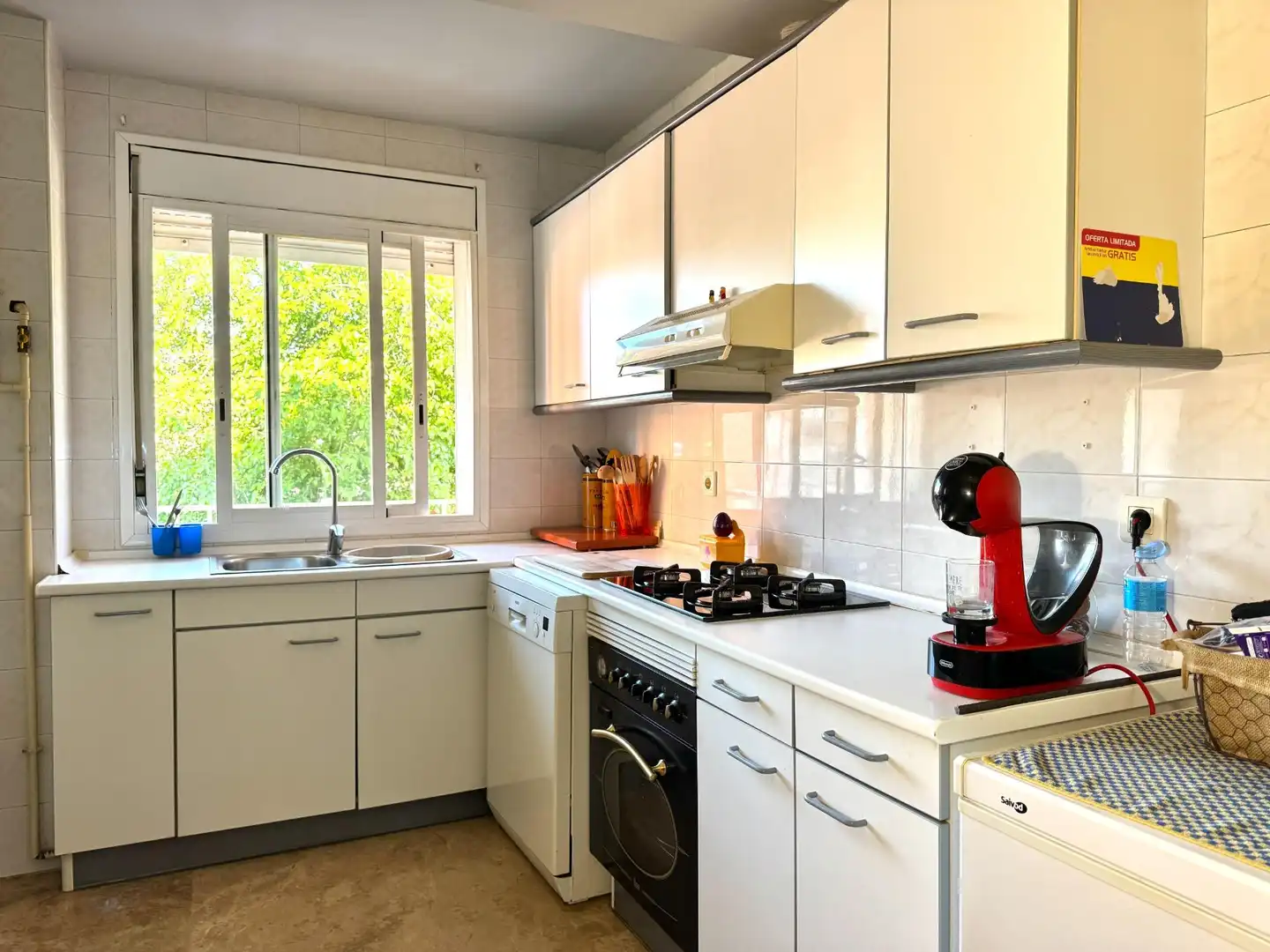 Kitchen of Flat for sale in Girona  with Air Conditioner, Heating and Storage room