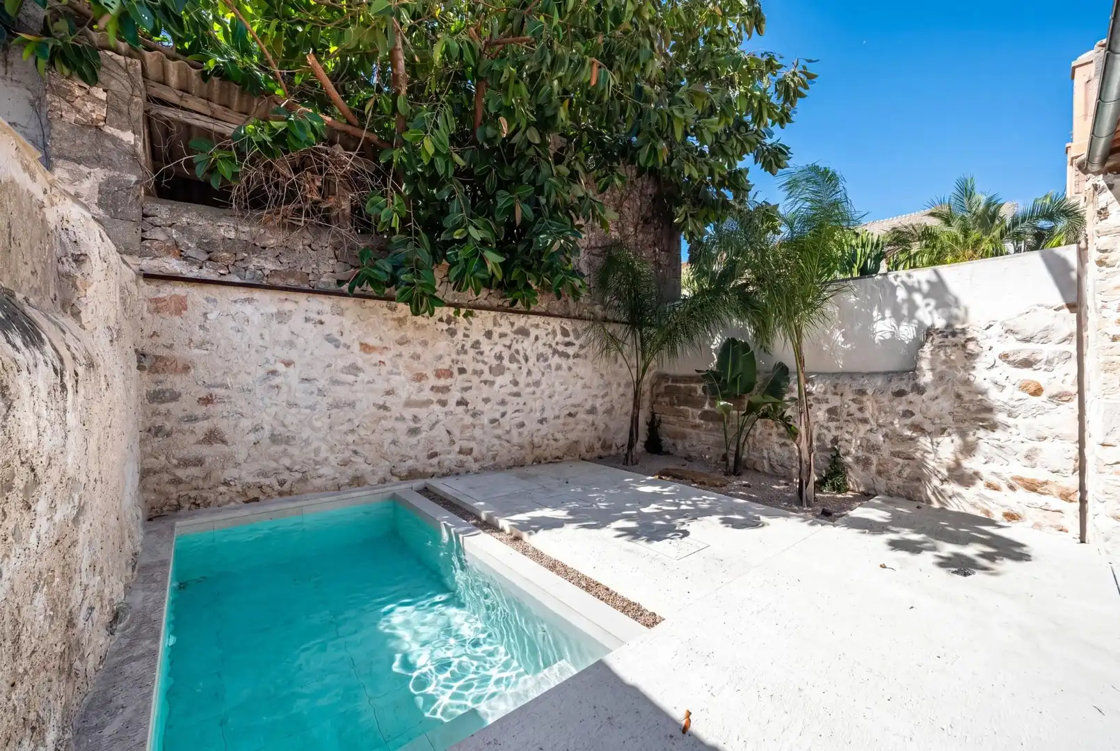 Piscina de Casa adosada en venta en Petra