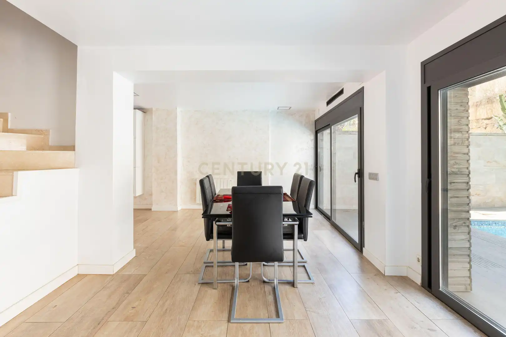 Esszimmer von Haus oder Chalet zum Verkauf in Canet de Mar mit Abstellraum, Schwimmbad und Ofen