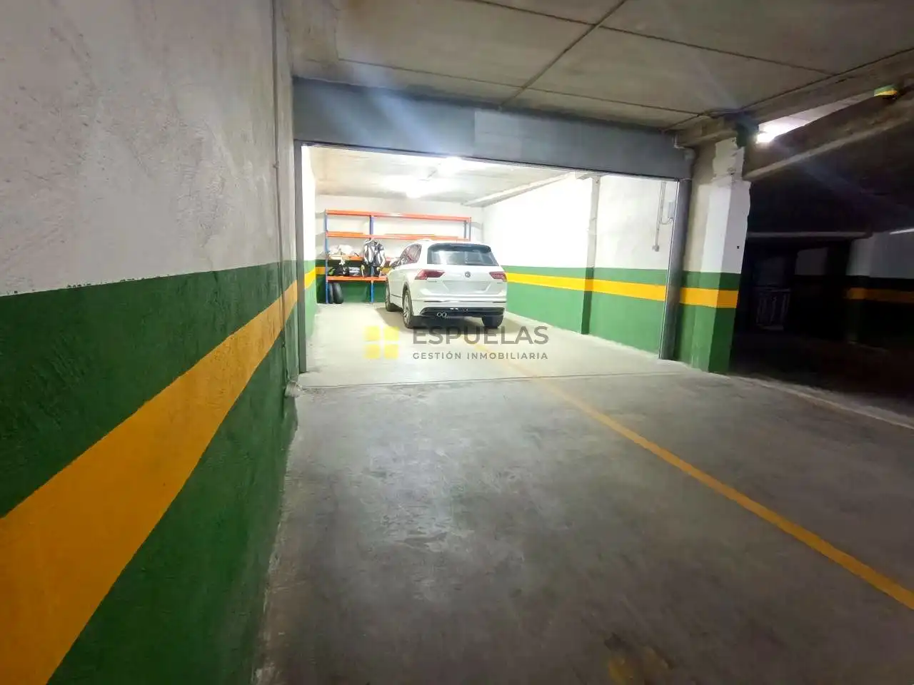 Parkplatz von Garage zum Verkauf in Arnedo