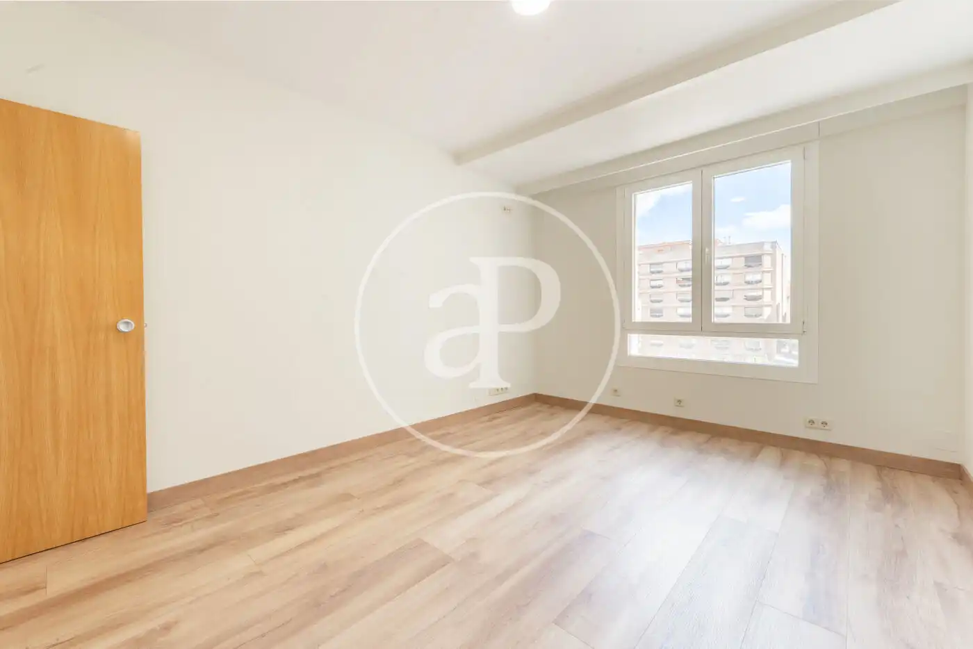 Schlafzimmer von Wohnung zum Verkauf in Madrid mit Klimaanlage, Heizung und Terrasse
