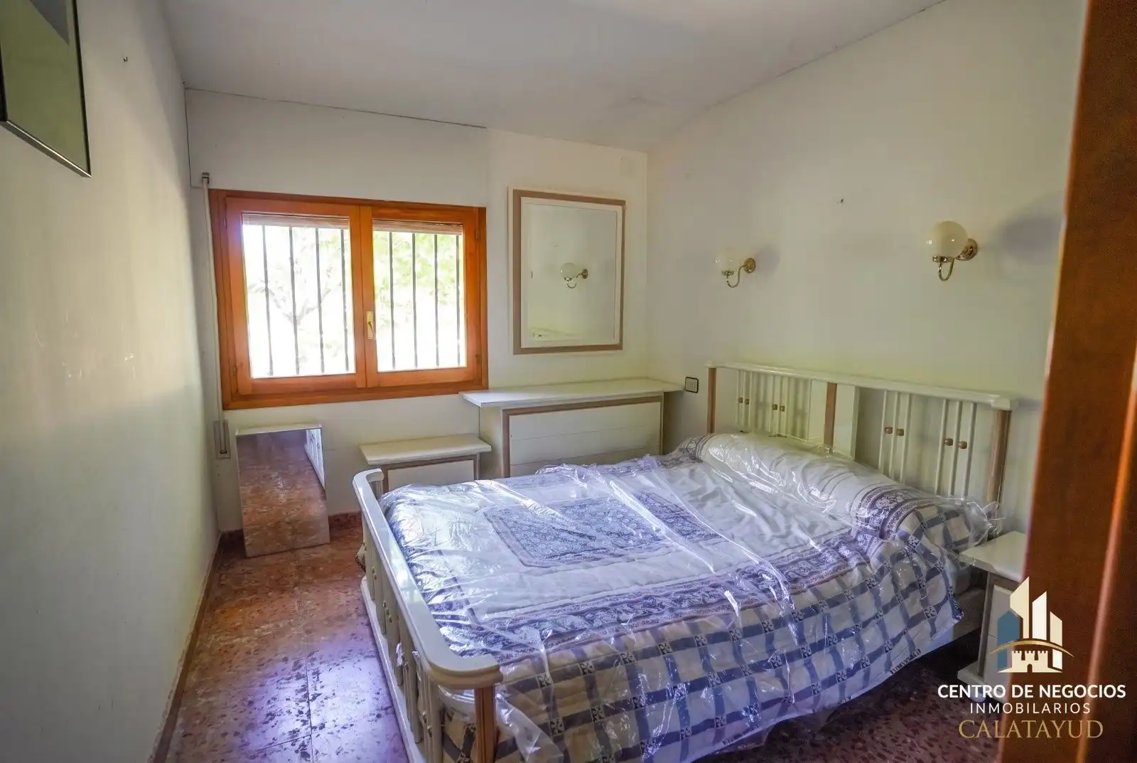 Dormitori de Casa o xalet en venda en Calatayud amb Aire condicionat, Calefacció i Piscina