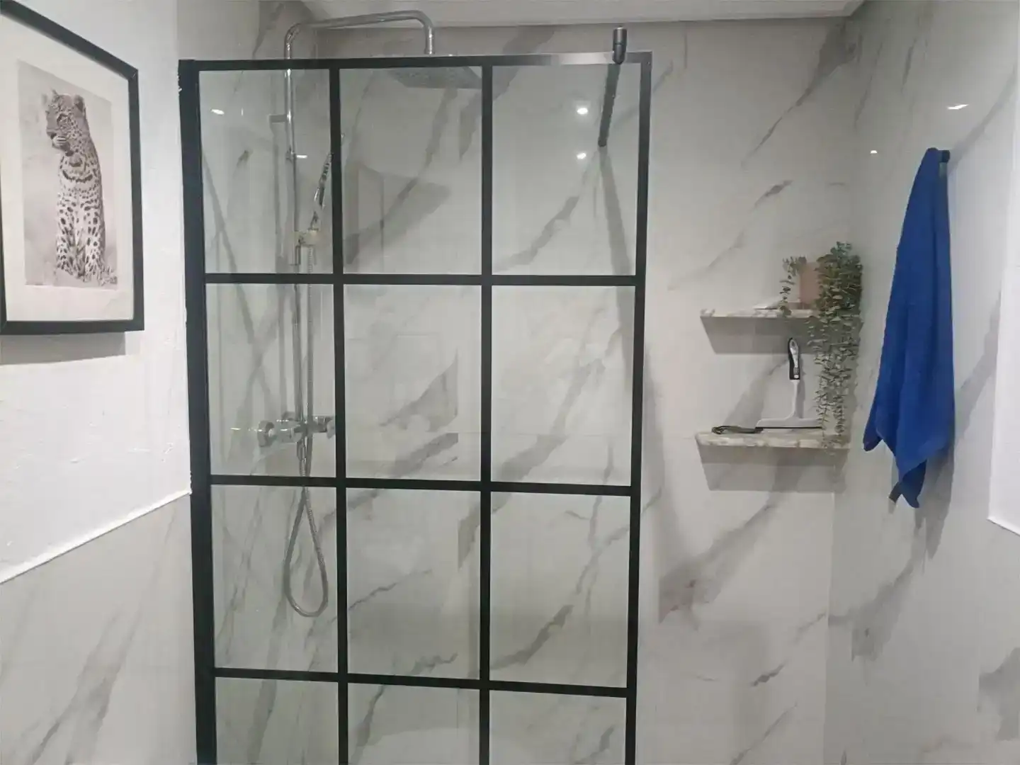 Bathroom of Flat for sale in Petrer  with Air Conditioner, Private garden and Storage room