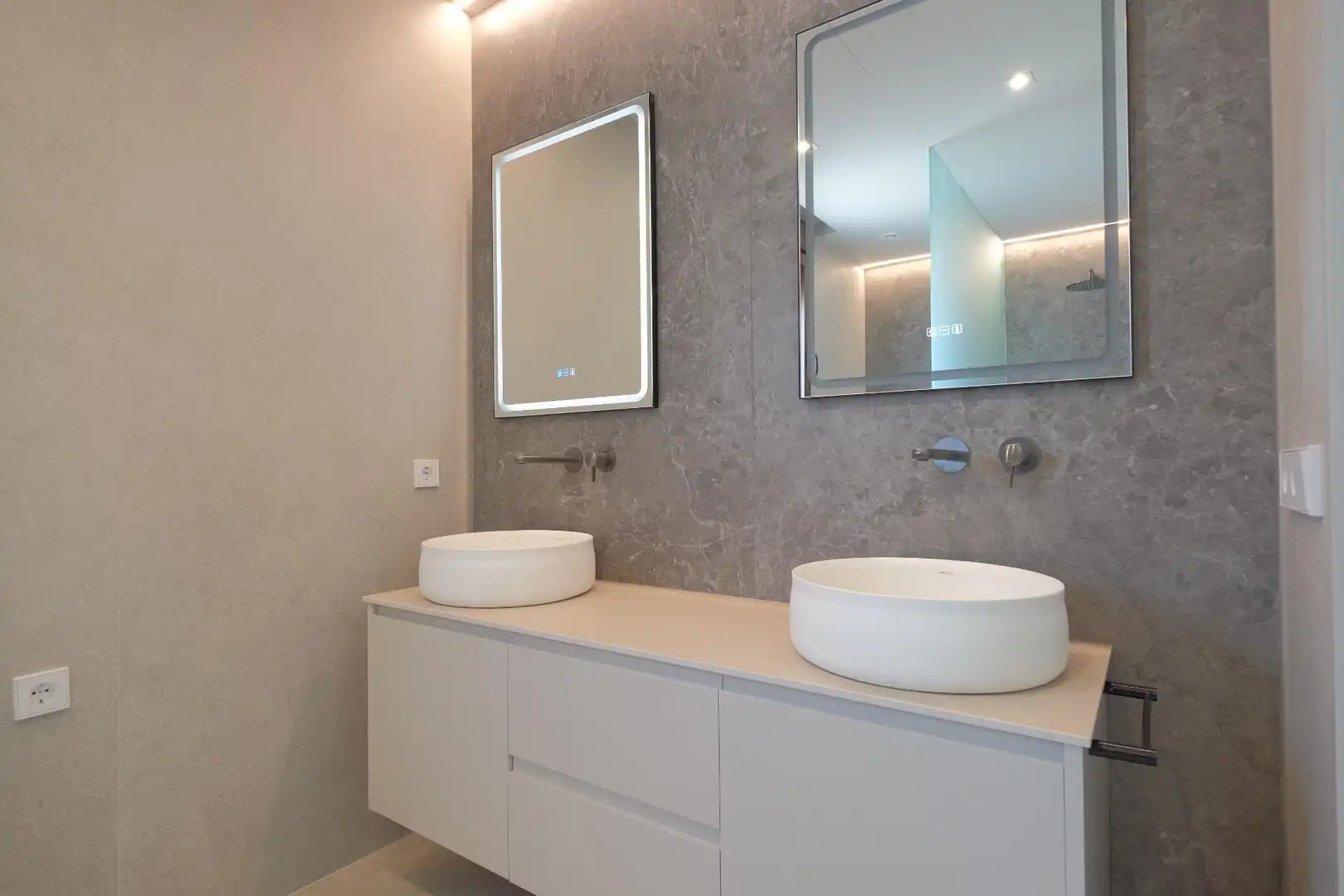 Chalet con piscina en venta en Marisol Park - Ortembach - Los Almendros, imagen 26